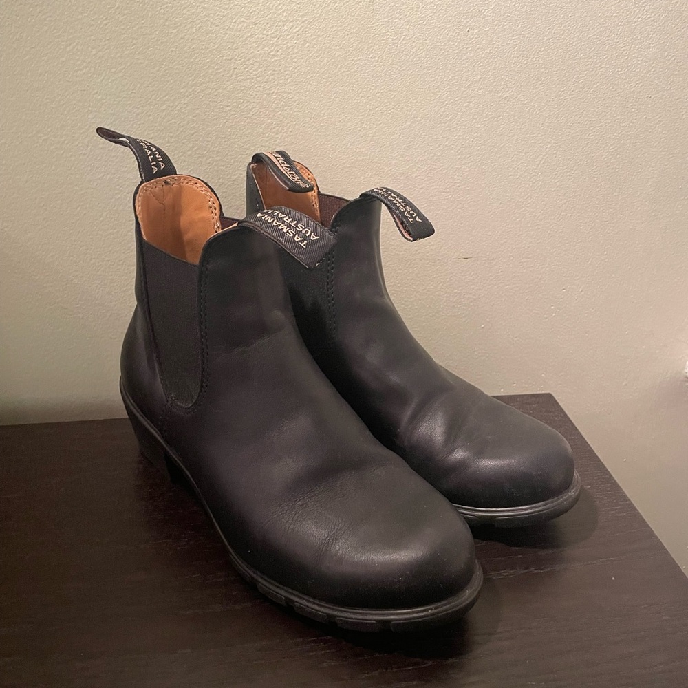 Blundstone heeled boot, size 38